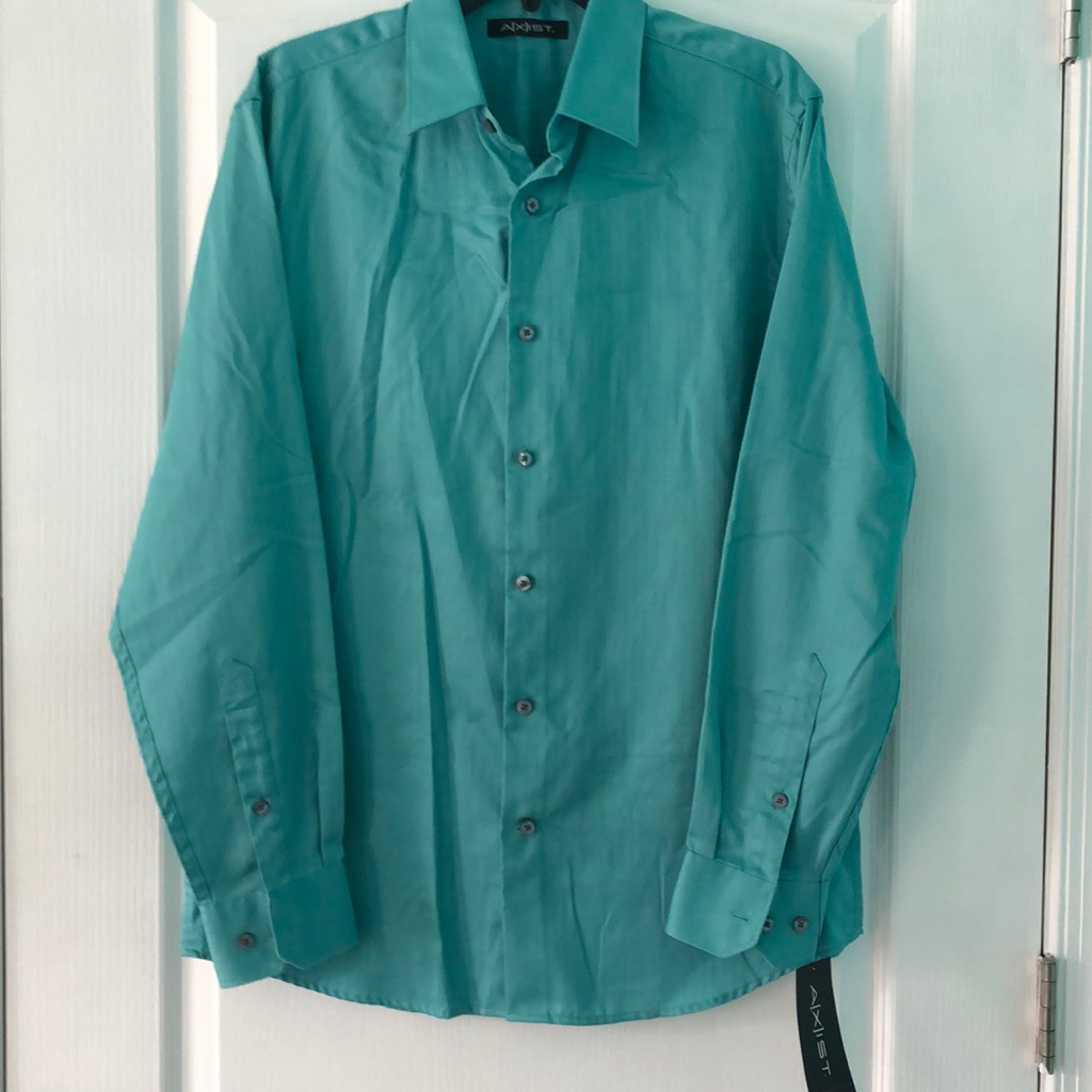 Nwt Blue Button Down E10